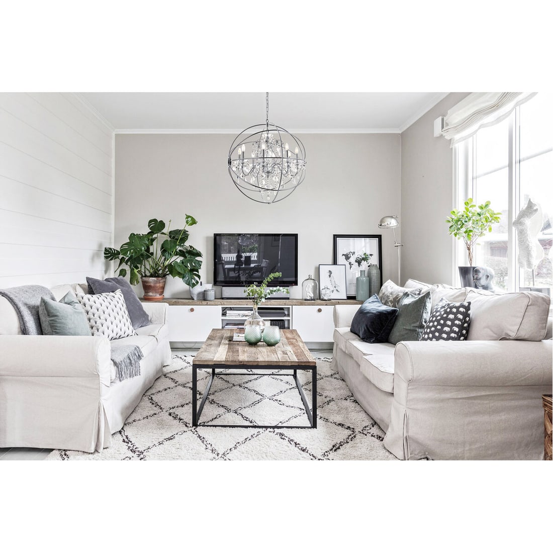 Elegant 8-Light Chrome Globe Chandelier with Clear Crystals 32 Inch: Elegant 8-Light Chrome Globe Chandelier with Clear Crystals 32 Inch Illuminate your space with this stunning 8-light chandelier featuring a modern chrome finish and elegant crystal accents. Designed f