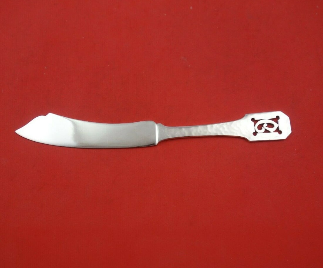 Shreve Norman Hammered Sterling Silver Fish Knife 8" with Pierced Monogram C: Shreve Norman Hammered Sterling Silver Fish Knife 8" with Pierced Monogram C This exquisite fish knife from the Norman Hammered pattern by Shreve is crafted from sterling silver, showcasing a flat han