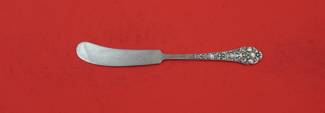 Gorham Medici Old Sterling Silver Pate Knife 5.25 Inch: Gorham Medici Old Sterling Silver Pate Knife 5.25 Inch This exquisite pate knife is crafted from sterling silver and features the elegant Medici Old pattern by Gorham, dating back to the 1850-1899 per