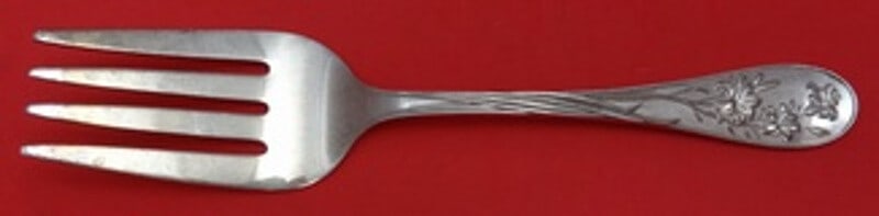 Lunt Quintessence Sterling Silver Cold Meat Fork 7 3/4 Multi-Motif: Lunt Quintessence Sterling Silver Cold Meat Fork 7 3/4 Multi-Motif This exquisite serving fork from the Quintessence pattern by Lunt is crafted from high-quality sterling silver. Measuring 7 3/4 inche