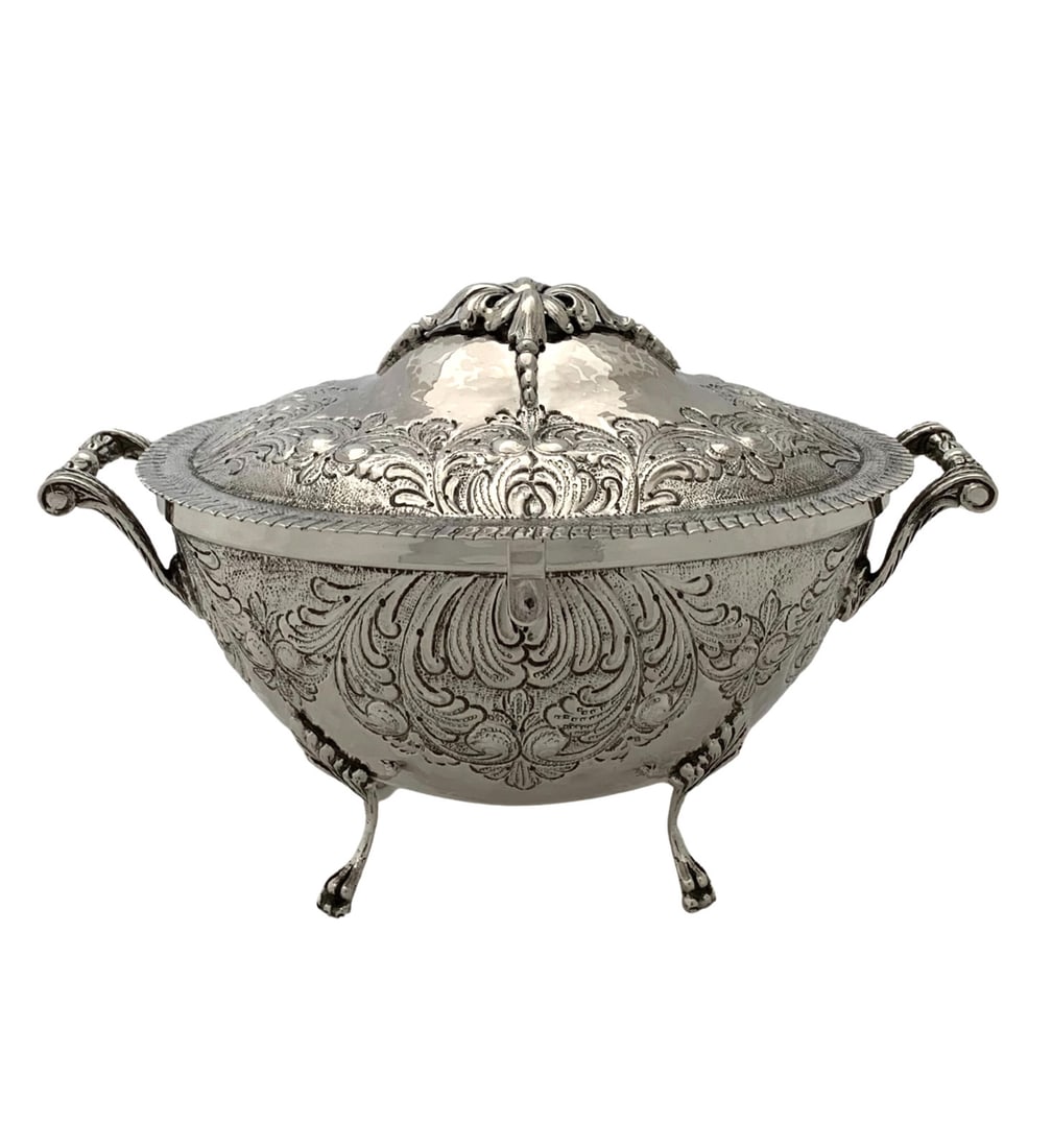 Italian 925 Sterling Silver Handmade Chased Leaf Esrog Box 6 x 8.5 (1 of 5)