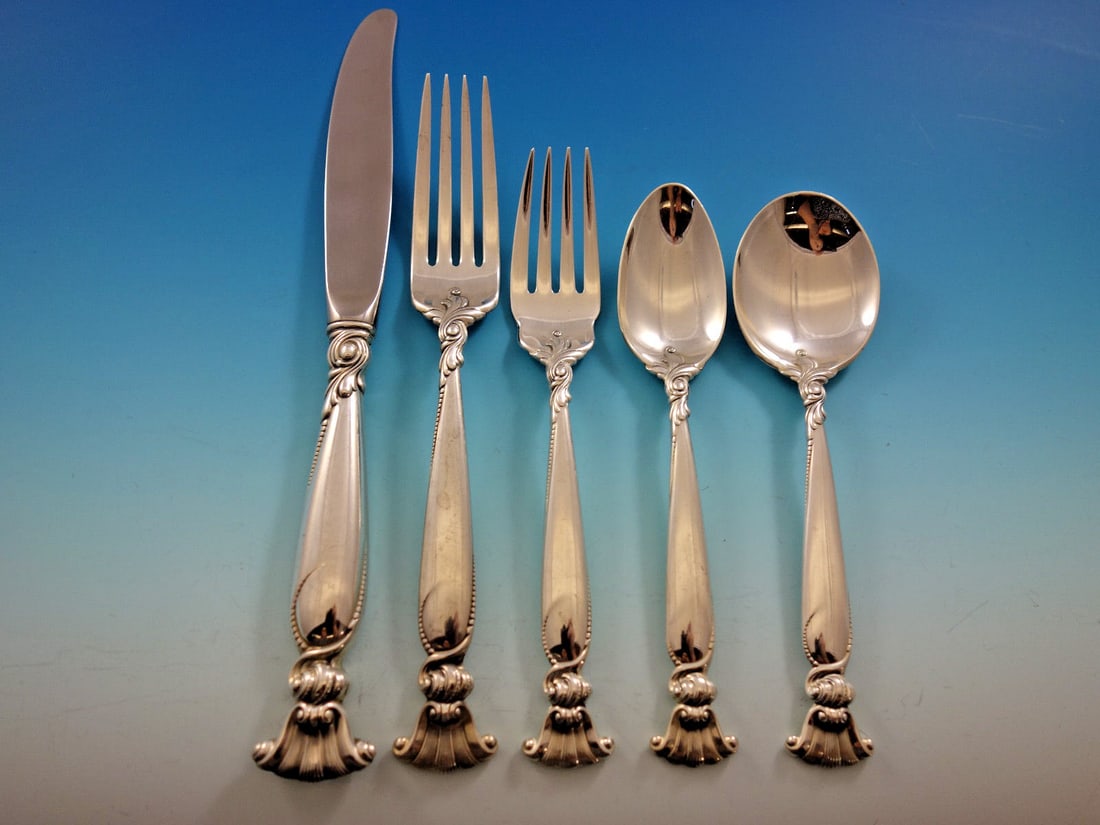 Wallace Romance of the Sea Sterling Silver Flatware Set for 12 60 pcs with Storage Chest: Wallace Romance of the Sea Sterling Silver Flatware Set for 12 60 pcs with Storage Chest Enhance your dining experience with the exquisite "Romance of the Sea" flatware set by Wallace. This elegant st