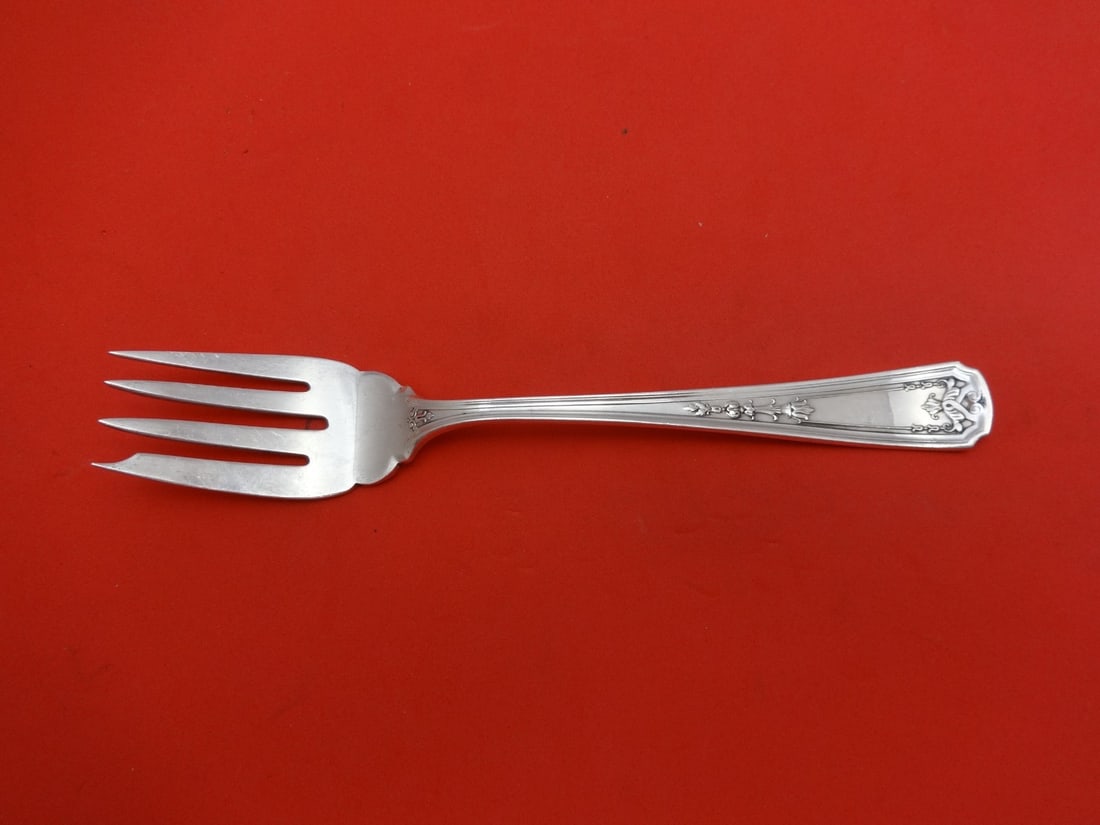 Whiting Oriana Sterling Silver Salad Fork 5 7/8 inches: Whiting Oriana Sterling Silver Salad Fork 5 7/8 inches This elegant salad fork features the beautiful Oriana pattern by Whiting, crafted from high-quality sterling silver. Measuring 5 7/8 inches, this