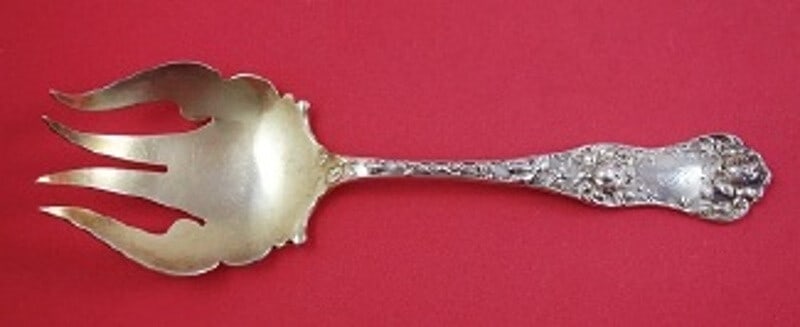 Shiebler American Beauty Sterling Silver Salad Serving Fork Gold Washed 8.5": Shiebler American Beauty Sterling Silver Salad Serving Fork Gold Washed 8.5" This exquisite salad serving fork showcases the American Beauty pattern by Shiebler, meticulously crafted from sterling sil