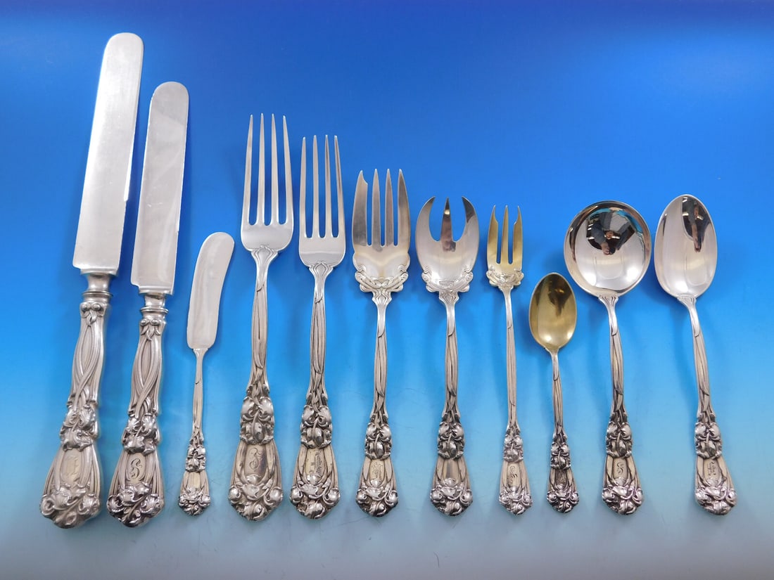 Durgin Iris New Art Sterling Silver Flatware Set 167 Pieces Vintage Chest: Durgin Iris New Art Sterling Silver Flatware Set 167 Pieces Vintage Chest This exquisite set of Iris & New Art by Durgin Sterling Silver Flatware encompasses 167 pieces, showcasing the elegant Art Nou