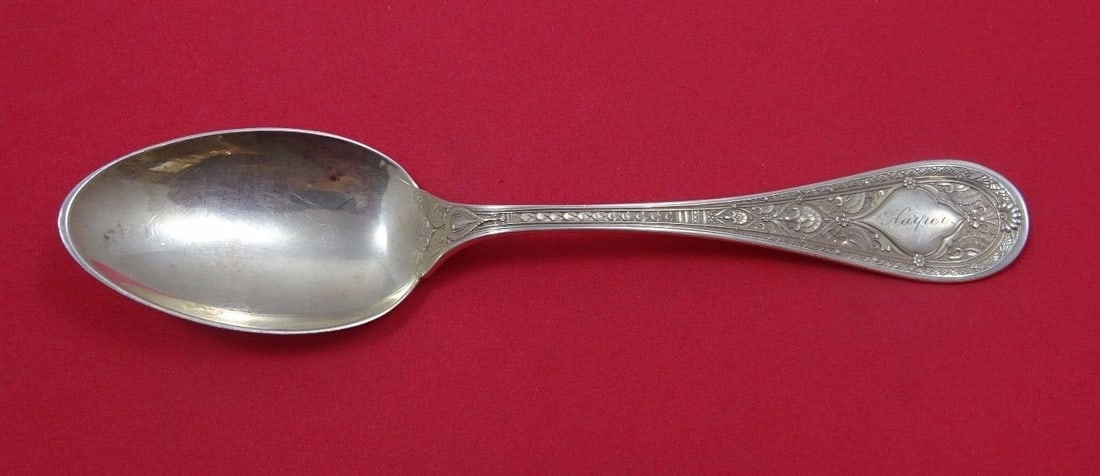 Whiting Persian Sterling Silver Place Soup Spoon 6 7/8 Antique Flatware: Whiting Persian Sterling Silver Place Soup Spoon 6 7/8 Antique Flatware This exquisite Persian by Whiting sterling silver place soup spoon measures 6 7/8 inches and features the intricate Persian patt