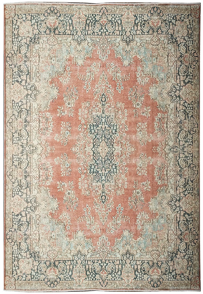 10' x 13' Faded Coral Vintage Persian Kerman Area Rug Hand-Knotted: 10' x 13' Faded Coral Vintage Persian Kerman Area Rug Hand-Knotted Free continental US Shipping Enhance your living space with this exquisite 10' x 13' Faded Coral Vintage Persian Kerman Rug. This rug