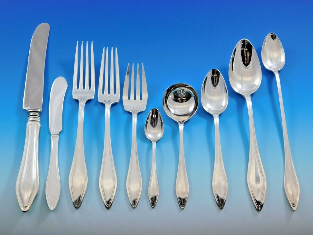 Towle Mary Chilton Sterling Silver Flatware Set for 8 91 Pieces: Towle Mary Chilton Sterling Silver Flatware Set for 8 91 Pieces Introducing the exquisite Mary Chilton flatware set by Towle, a timeless collection crafted from sterling silver. This heirloom-quality