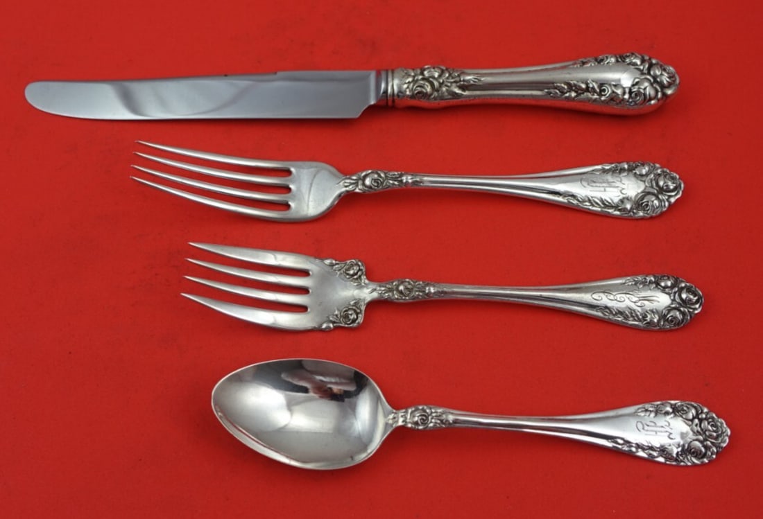 Wallace Rose Sterling Silver 4-Piece Vintage Place Setting: Wallace Rose Sterling Silver 4-Piece Vintage Place Setting Enhance your dining experience with this exquisite 4-piece place setting from the renowned Rose by Wallace pattern, crafted from high-quality