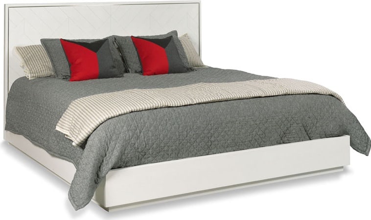 Woodbridge Torrance King Bed with Oak and Nickel Trim: Woodbridge Torrance King Bed with Oak and Nickel Trim Experience the elegance of the Traditional King Bed, designed with a stunning Alabaster finish complemented by nickel trim. This bed is crafted fr