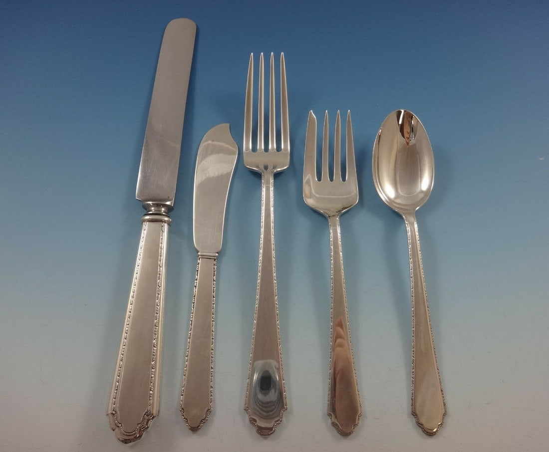 Lunt William & Mary Sterling Silver Flatware Set for 12 - 66 Pieces with Storage Chest (1 of 9)