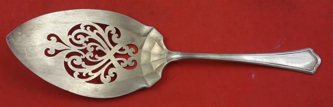 Gorham Washington Sterling Silver 9" Pie Server Pierced Handle: Gorham Washington Sterling Silver 9" Pie Server Pierced Handle Presenting the Washington by Gorham Sterling Silver Pie Server, an exquisite piece crafted from high-quality sterling silver. This pie se