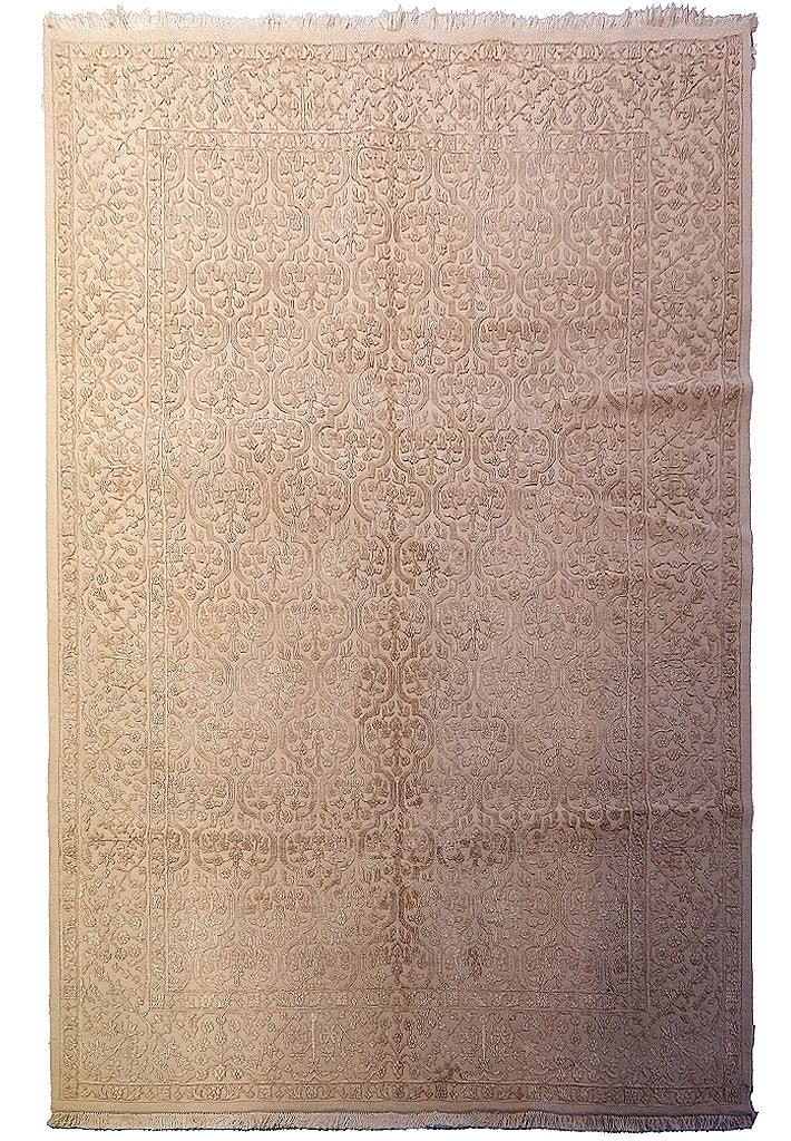 Hand-Knotted 5.9 x 8.10 ft Transitional Rug in Two-Tone Neutral: Hand-Knotted 5.9 x 8.10 ft Transitional Rug in Two-Tone Neutral Free continental US Shipping Transform your living space with this exquisite 5.9 x 8.10 foot Fancy Fine Weave Hand-Knotted Transitional