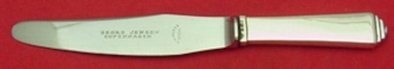 Georg Jensen Pyramid Sterling Silver Luncheon Knife 7 5/8" Short Handle: Georg Jensen Pyramid Sterling Silver Luncheon Knife 7 5/8" Short Handle This exquisite luncheon knife features a short handle design from the renowned Pyramid pattern by Georg Jensen. Crafted from hig