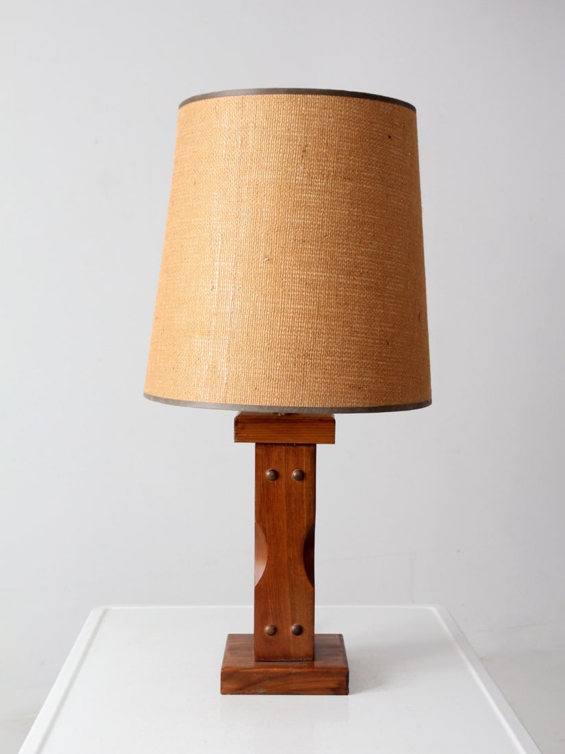 Mid 20th Century Vintage Lodge Style Wooden Table Lamp (1 of 13)