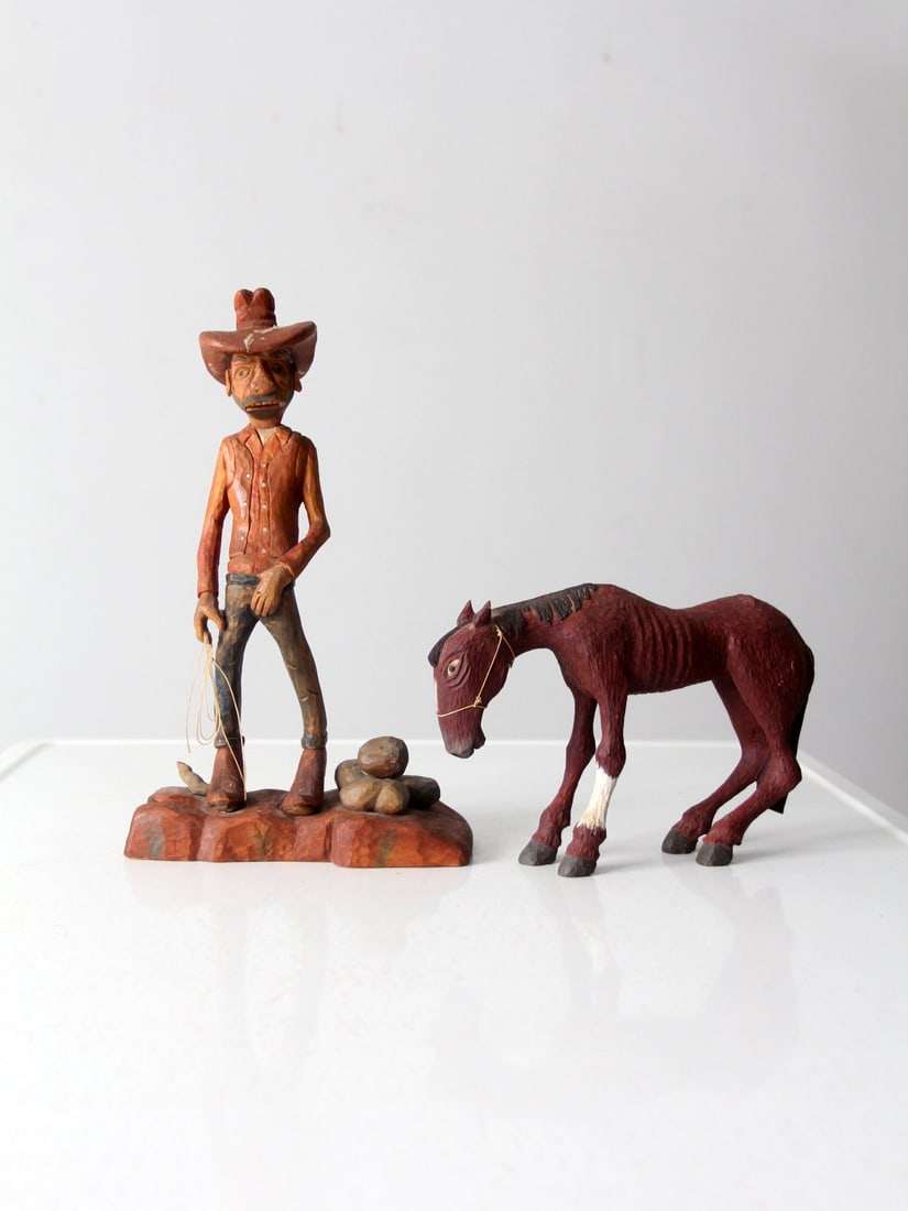 Signed A. La Croix Vintage Folk Art Cowboy and Horse 1984: Signed A. La Croix Vintage Folk Art Cowboy and Horse 1984 This exquisite vintage American folk art piece features a hand-carved cowboy and horse by artist A. La Croix, dated 1984. The detailed craftsm
