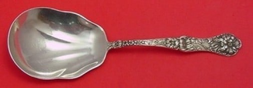 Mount Vernon Yetive Sterling Silver Berry Spoon 7.5 Inch: Mount Vernon Yetive Sterling Silver Berry Spoon 7.5 Inch This elegant Yetive serving spoon by Mount Vernon is crafted from high-quality sterling silver. Measuring 7 1/2 inches, this small berry spoon
