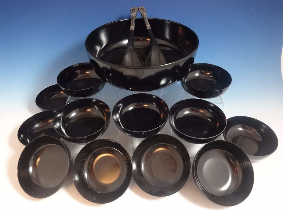 Towle Old Master 15Pc Sterling Silver Salad Set with Black Melamine: Towle Old Master 15Pc Sterling Silver Salad Set with Black Melamine This elegant 15-piece salad set from the Old Master collection by Towle features a unique blend of traditional Early Victorian desig