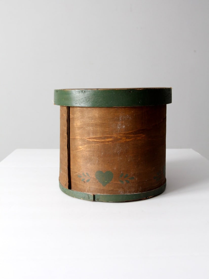 Rustic Vintage Wooden Pantry Box with Hand-Stenciled Design: Rustic Vintage Wooden Pantry Box with Hand-Stenciled Design Embrace rustic charm with this vintage wooden pantry box, adorned with a hand-stenciled design featuring hearts, leaves, and the phrase "Hom