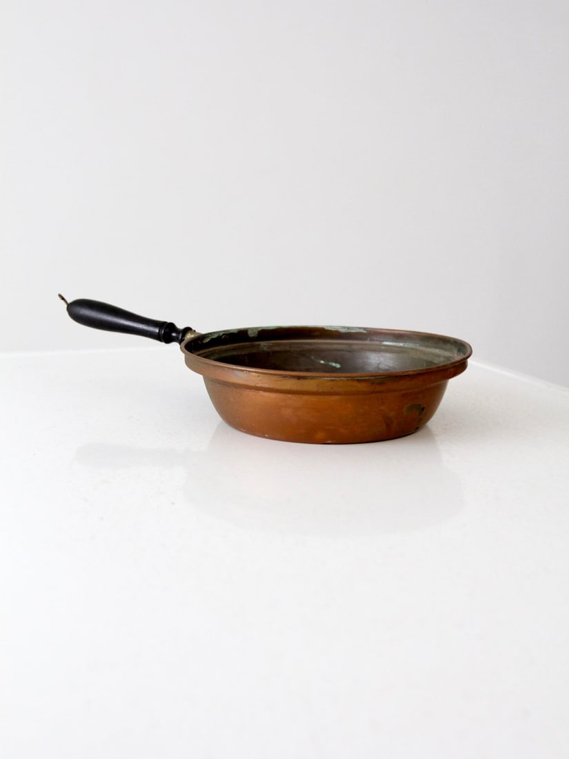 Vintage Antique Copper Pan with Black Handle and Patina (1 of 6)