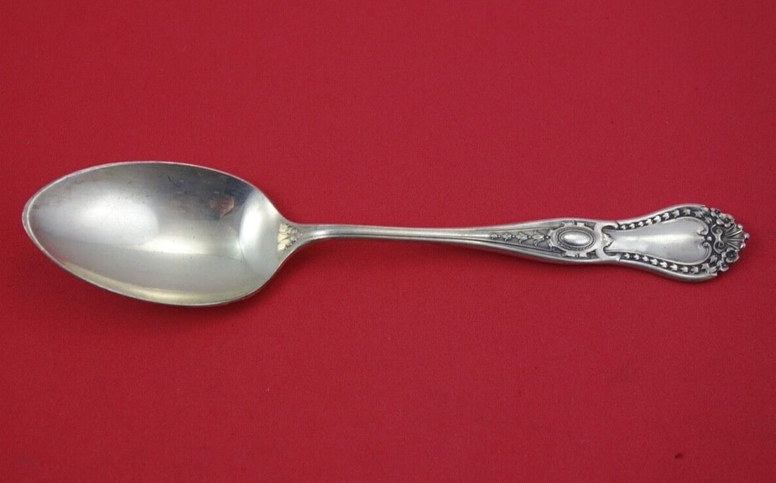 Pesa Emperatriz Sterling Silver Soup Spoon 7 1/8 inches: Pesa Emperatriz Sterling Silver Soup Spoon 7 1/8 inches Introducing the Emperatriz by Pesa Mexican Sterling Silver Place Soup Spoon, measuring 7 1/8 inches. This exquisite spoon showcases the elegant