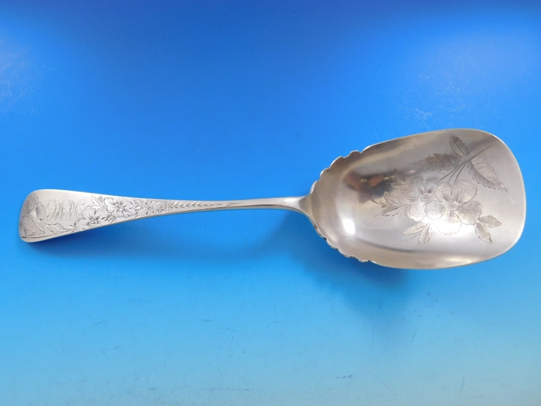 Justis & Armiger Sterling Silver Brite-Cut Floral Berry Spoon 9.5 Inches: Justis & Armiger Sterling Silver Brite-Cut Floral Berry Spoon 9.5 Inches This exquisite serving spoon features a stunning brite-cut floral design in the bowl, crafted from high-quality sterling silver
