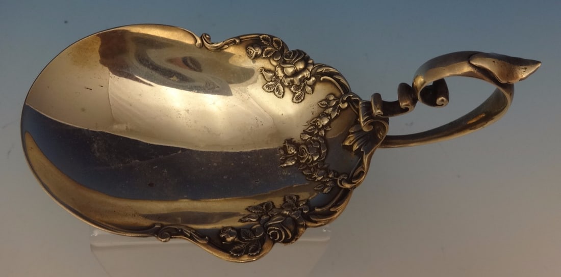 Durgin Marechal Niel Sterling Silver Candy Dish with Ball Feet: Durgin Marechal Niel Sterling Silver Candy Dish with Ball Feet This exquisite Marechal Niel candy dish by Durgin is crafted from fine sterling silver, showcasing a beautiful design with ball feet and