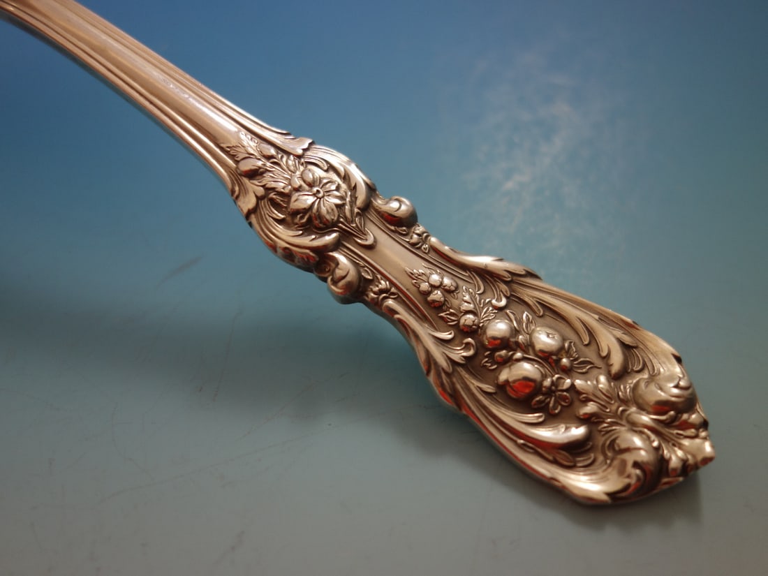Reed and Barton Francis I Sterling Silver Place Soup Spoon 7.25 Inch: Reed and Barton Francis I Sterling Silver Place Soup Spoon 7.25 Inch Discover the elegance of the Francis I pattern by Reed and Barton with this exquisite old-style sterling silver place soup spoon. C