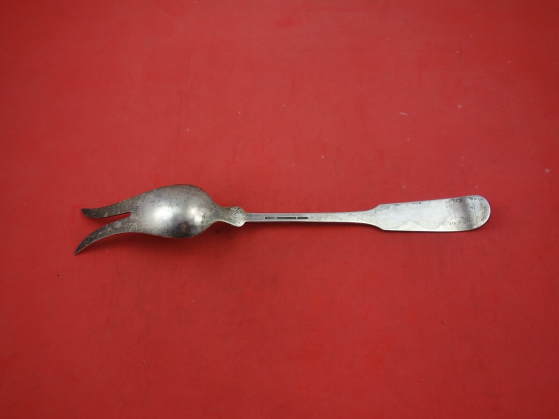 Tipt Serving Fork by Various Makers Sterling Silver 10 3/4 Inch Hand Wrought: Tipt Serving Fork by Various Makers Sterling Silver 10 3/4 Inch Hand Wrought This exquisite serving fork is crafted from sterling silver and features a classic Tipt pattern. Measuring 10 3/4 inches in