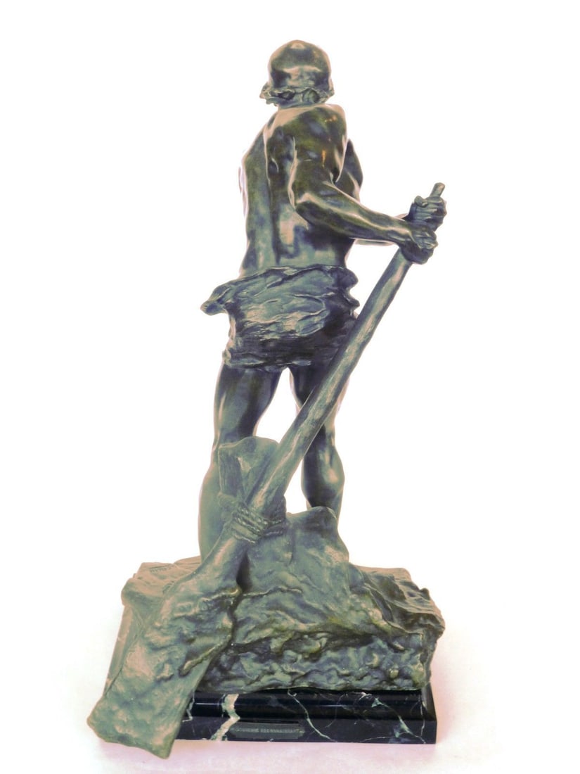 The Steerman Bronze Statue by George Colin French Boat Theme 21.5 in: The Steerman Bronze Statue by George Colin French Boat Theme 21.5 in Presenting a remarkable bronze sculpture titled "The Steerman," created by the esteemed artist George Colin. This French-style stat