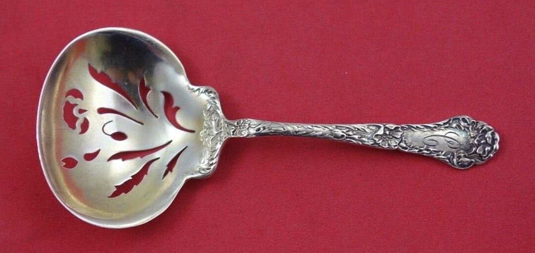Gorham Poppy Sterling Silver Nut Spoon Light Gold Wash 4 3/8 Inch: Gorham Poppy Sterling Silver Nut Spoon Light Gold Wash 4 3/8 Inch Discover the elegance of this Poppy by Gorham Sterling Silver Nut Spoon, measuring 4 3/8 inches. Crafted from sterling silver, this pi