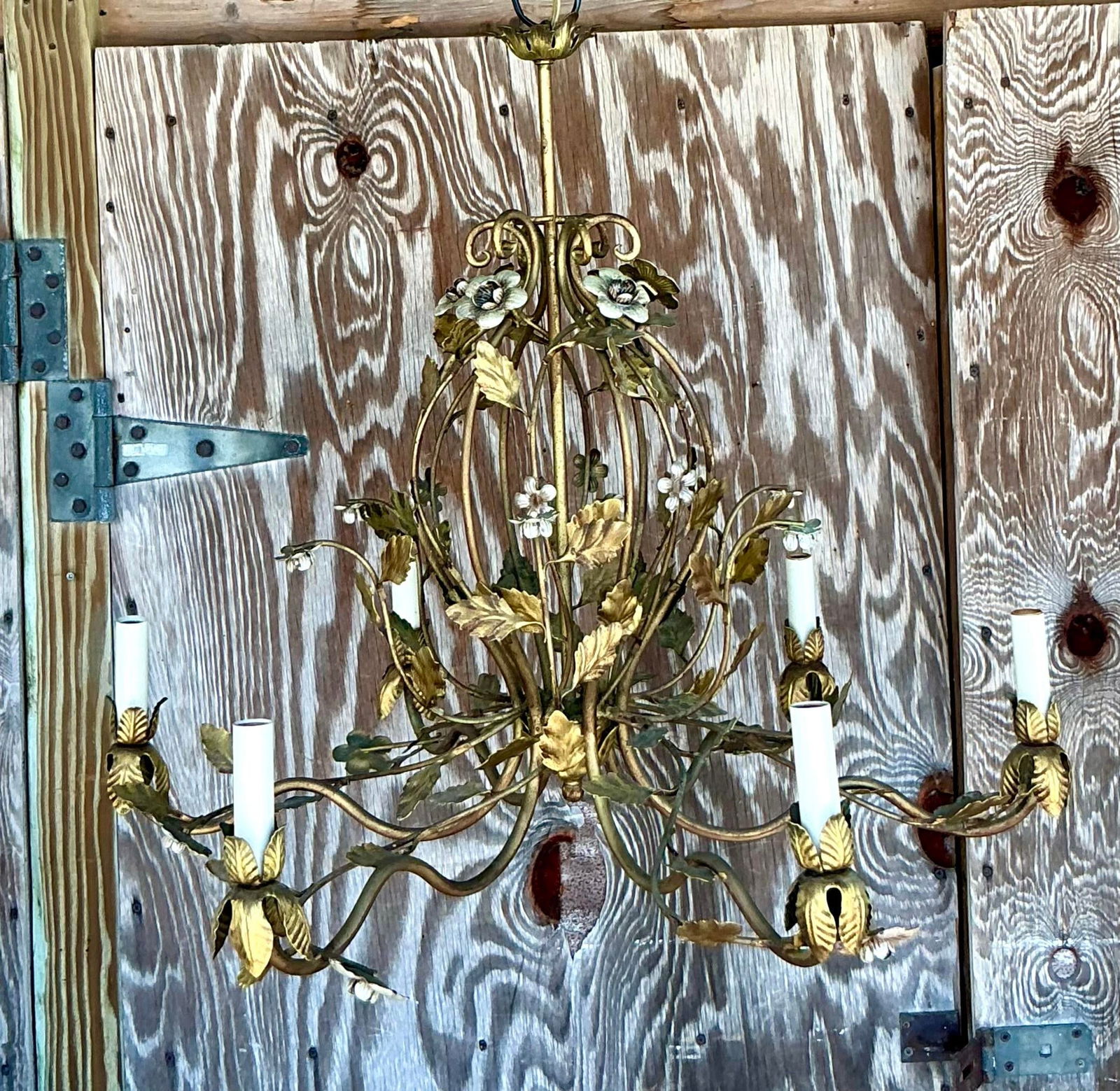 Vintage Regency Gilt Floral Chandelier 27in Metal Tole Enamel: Vintage Regency Gilt Floral Chandelier 27in Metal Tole Enamel Illuminate your home with the timeless elegance of this vintage Regency-style gilt floral chandelier. Crafted from metal with a rich gilt