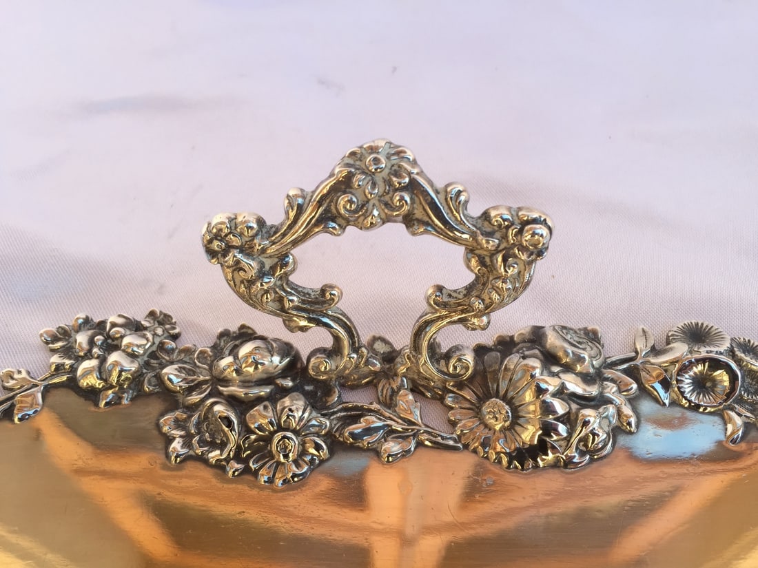 Rare 1900 Art Nouveau Gorham Sterling Silver Ruler: Rare 1900 Art Nouveau Gorham Sterling Silver Ruler Discover this magnificent and rare 1900 Art Nouveau Gorham sterling silver ruler, showcasing exquisite detail and craftsmanship. This family heirloom