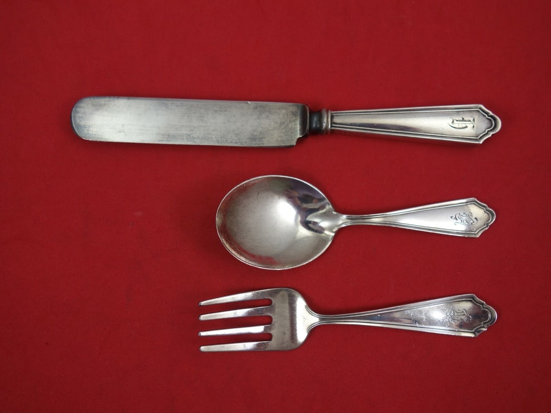 Watson John Alden Sterling Silver Baby Set 3pc Monogrammed: Watson John Alden Sterling Silver Baby Set 3pc Monogrammed Discover this exquisite 3-piece baby set in the classic John Alden pattern by Watson, crafted from high-quality sterling silver. This charmin