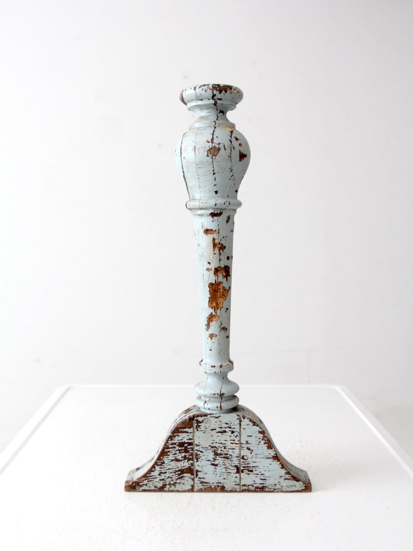 Antique Distressed Blue Wood Baluster Architectural Fragment: Antique Distressed Blue Wood Baluster Architectural Fragment This antique architectural salvage piece showcases a distinctive turned wood form with a wide arched base, beautifully adorned in a distres