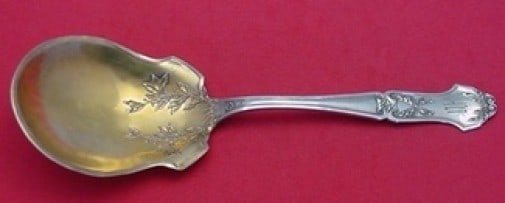 International Sterling Silver La Rochelle Gold-Washed Berry Spoon 8 7/8": International Sterling Silver La Rochelle Gold-Washed Berry Spoon 8 7/8" This exquisite berry spoon features the elegant La Rochelle pattern by International Sterling. Crafted from sterling silver wit