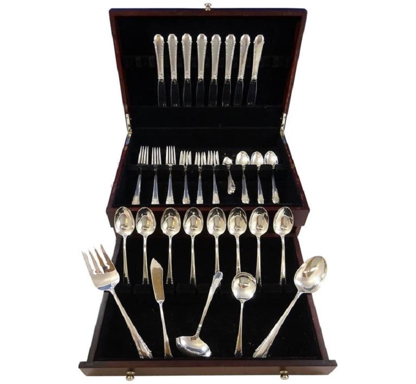 International Sterling Silver Enchantress Flatware Set for 8 - 53 Pieces with Storage Chest: International Sterling Silver Enchantress Flatware Set for 8 - 53 Pieces with Storage Chest This exquisite Enchantress flatware set by International Sterling is perfect for entertaining and dining. Co