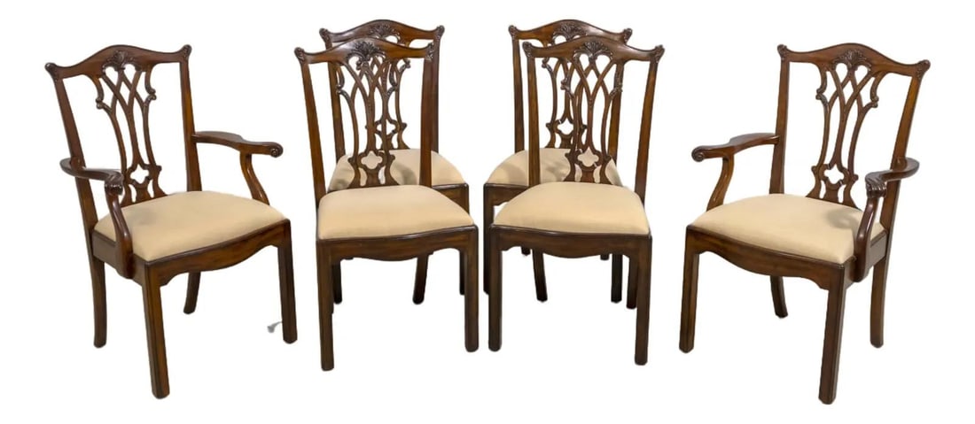 Set of 6 Maitland Smith Mahogany Chippendale Dining Chairs: Set of 6 Maitland Smith Mahogany Chippendale Dining Chairs This exquisite set of six Maitland Smith dining chairs showcases the timeless elegance of Chippendale style with intricate mahogany craftsman
