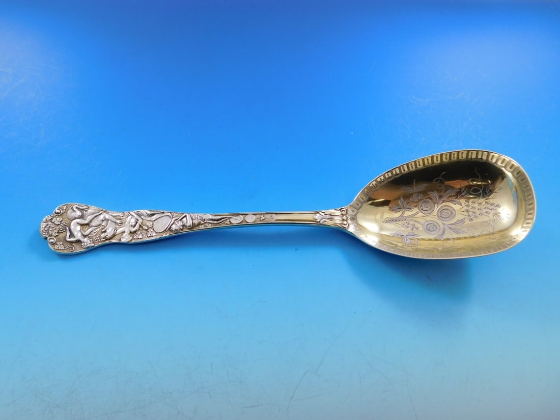 Henry John Lias Bacchanalian Sterling Silver Berry Spoon Gold-Washed: Henry John Lias Bacchanalian Sterling Silver Berry Spoon Gold-Washed This exquisite Bacchanalian serving spoon by Henry John Lias is crafted from high-quality sterling silver and features a gold-washe
