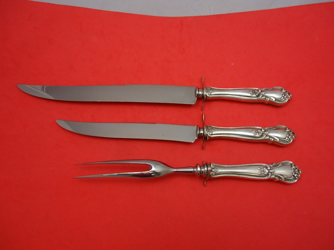 Weidlich Ancestry Sterling Silver 3pc Steak Carving Set: Weidlich Ancestry Sterling Silver 3pc Steak Carving Set This exquisite three-piece steak carving set features the Ancestry pattern by Weidlich, crafted from high-quality sterling silver. The set inclu