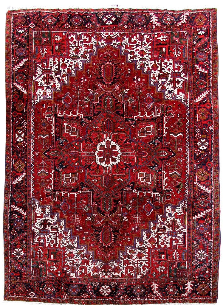 Authentic 9.6 x 13.4 Red Persian Heriz Area Rug Handcrafted in Iran: Authentic 9.6 x 13.4 Red Persian Heriz Area Rug Handcrafted in Iran Free continental US Shipping Elevate your living space with this stunning 9.6' x 13.4' Traditional Persian Heriz Rug, handcrafted by