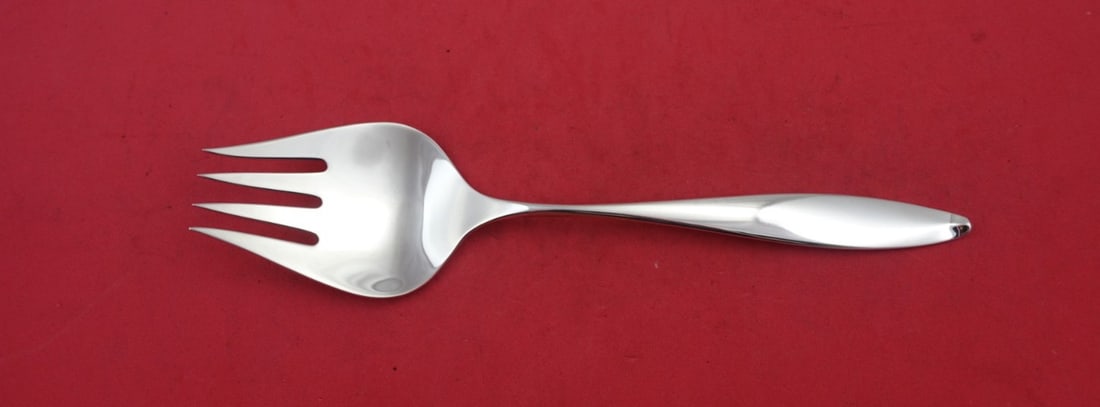 Towle Vespera Sterling Silver Cold Meat Fork 8 3/8": Towle Vespera Sterling Silver Cold Meat Fork 8 3/8" This exquisite serving fork is a sterling silver cold meat fork from the Vespera pattern by Towle. Measuring 8 3/8 inches, it showcases a timeless d