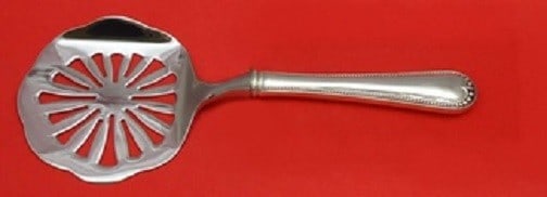 Gorham Newcastle Sterling Silver 8 Inch Tomato Server Custom: Gorham Newcastle Sterling Silver 8 Inch Tomato Server Custom Elevate your dining experience with this exquisite 8-inch Tomato Server from the esteemed Newcastle pattern by Gorham. Crafted from high-qu