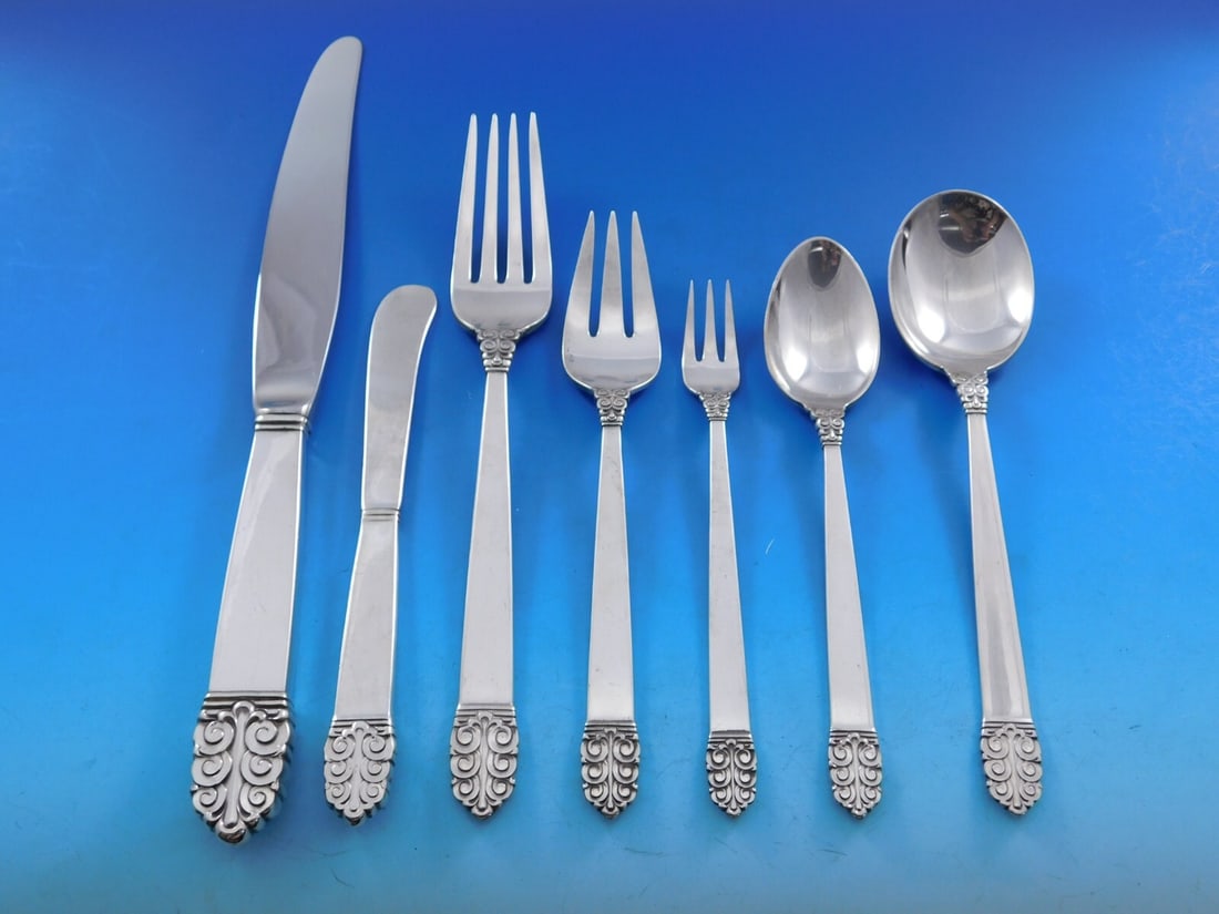 International Silver Northern Lights Sterling Silver Flatware Set 88 pcs Service for 12 Mid-Century: International Silver Northern Lights Sterling Silver Flatware Set 88 pcs Service for 12 Mid-Century Modern Elevate your dining experience with this exquisite Northern Lights flatware set from Internat