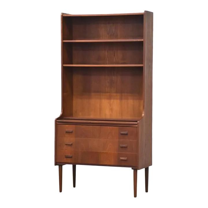 1960s Danish Modern Teak Bookcase with 3 Drawers: 1960s Danish Modern Teak Bookcase with 3 Drawers Discover this stunning 1960s Danish Modern teak bookcase cabinet, featuring a stylish mid-century design. It offers ample storage with three lower draw