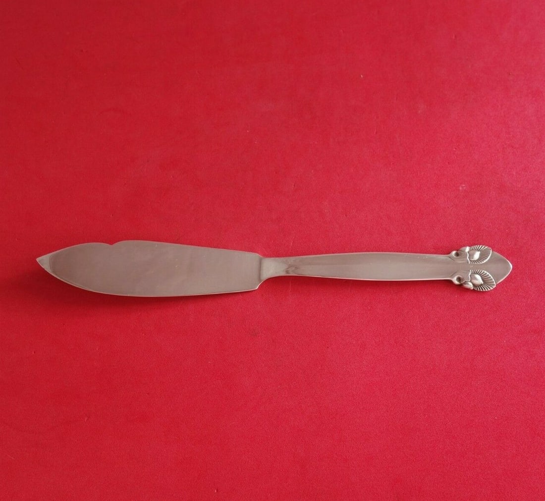 Georg Jensen Bittersweet Sterling Silver Fish Knife 7.5": Georg Jensen Bittersweet Sterling Silver Fish Knife 7.5" This elegant fish knife, part of the Bittersweet pattern by Georg Jensen, showcases timeless design and craftsmanship. Made from high-quality s