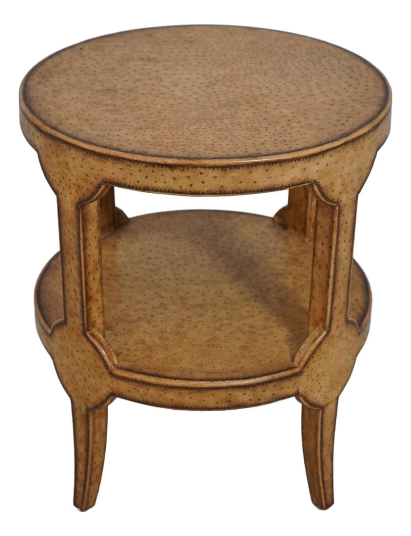 Maitland Smith Round Ostrich Leather Lamp Table 22 x 22 x 26.5: Maitland Smith Round Ostrich Leather Lamp Table 22 x 22 x 26.5 This exquisite Maitland Smith Round Lamp Table features a unique design with high-quality ostrich leather wrapped surfaces. Approximately