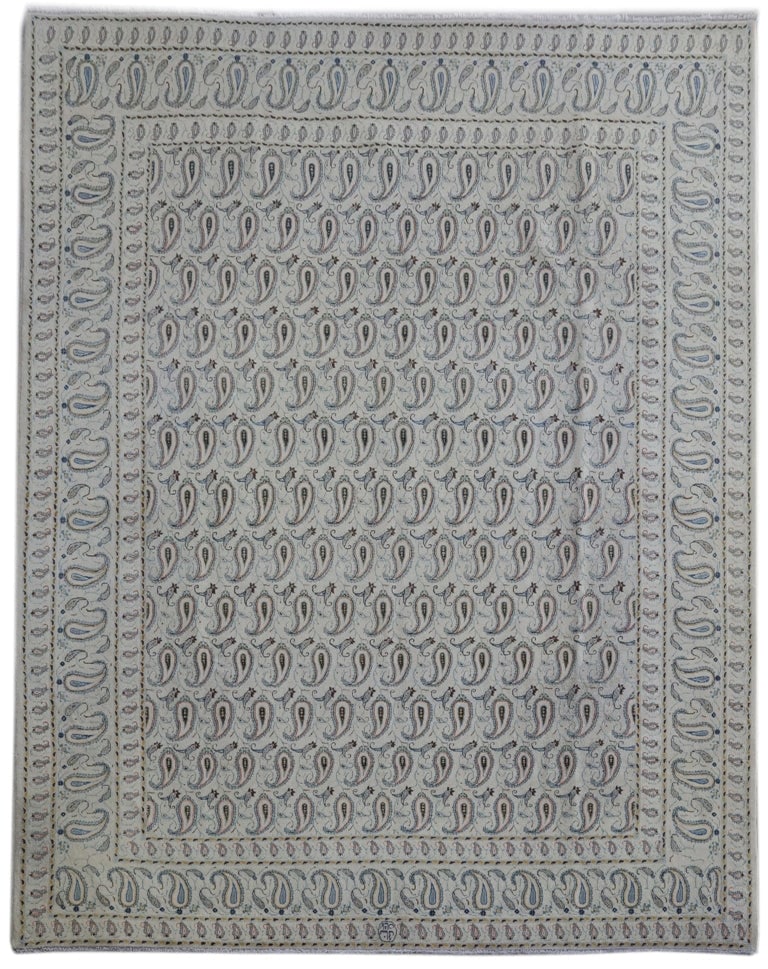 Handmade 10' x 13' Pistachio Green Persian Kashan Rug: Handmade 10' x 13' Pistachio Green Persian Kashan Rug Free continental US Shipping Discover the exquisite beauty of this 10' x 13' Pistachio Green Persian Signed Kashan Rug, a true masterpiece of Pers