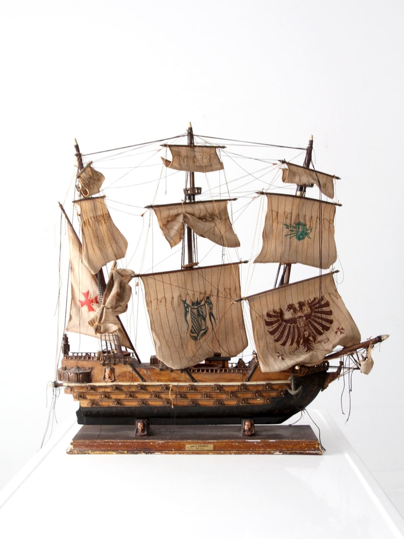 Mid Century 1690 Navio Espanol Handmade Model Ship (1 of 9)