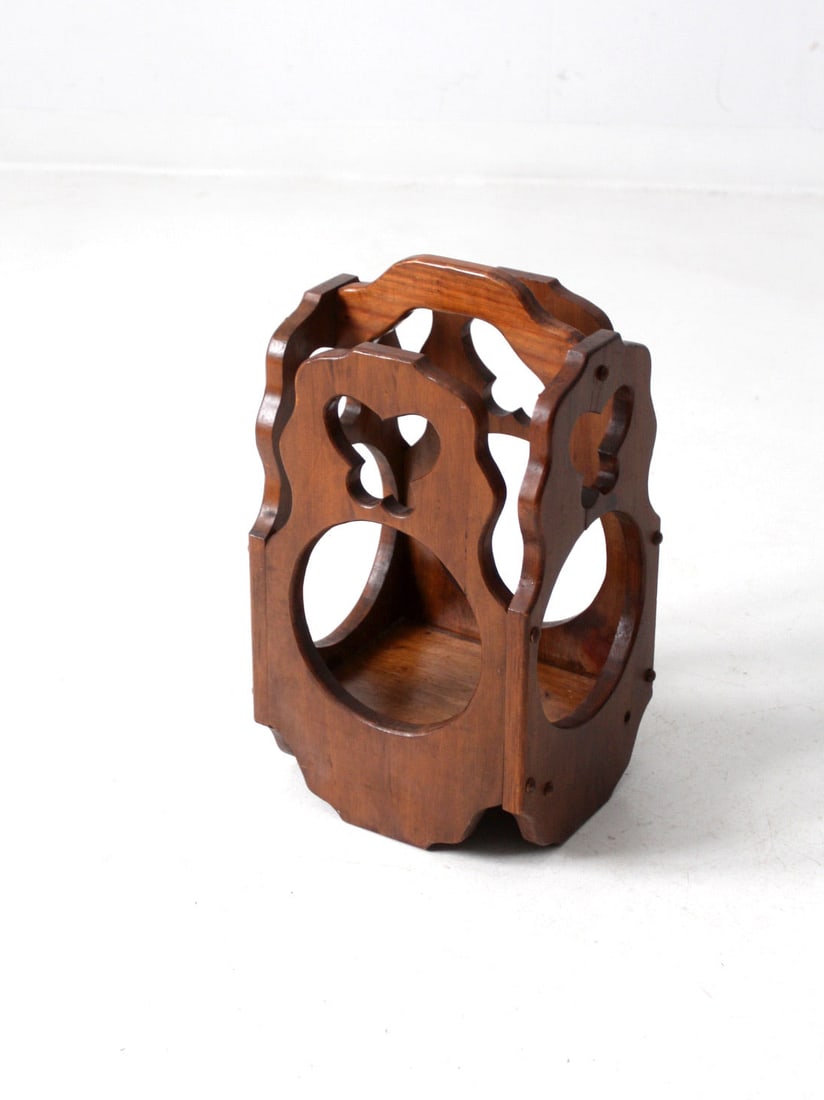 Vintage Handmade Pine Umbrella Stand with Butterfly Design: Vintage Handmade Pine Umbrella Stand with Butterfly Design This vintage handmade wooden umbrella stand is an elegant storage solution for your umbrellas and canes. Crafted from durable pine, it showca